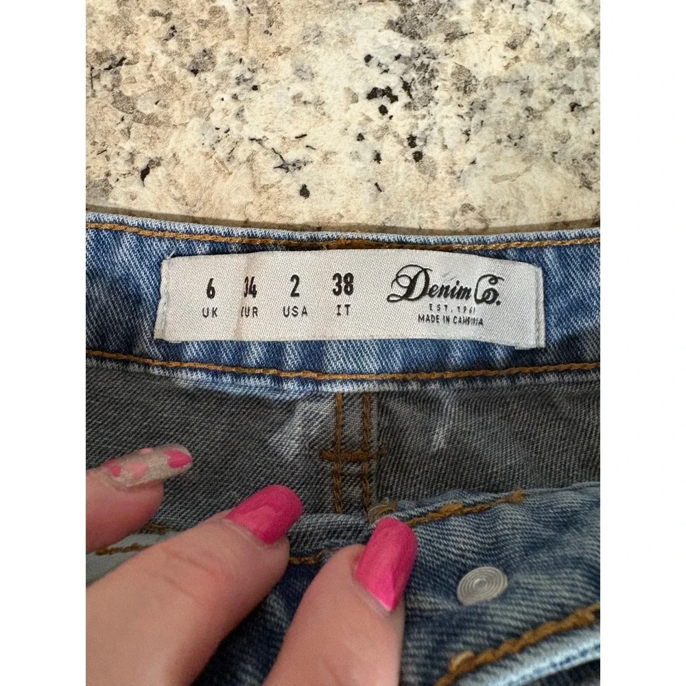 Denim Co Blue Distressed High Waisted Denim Shorts Light Wash‎ Size 2
